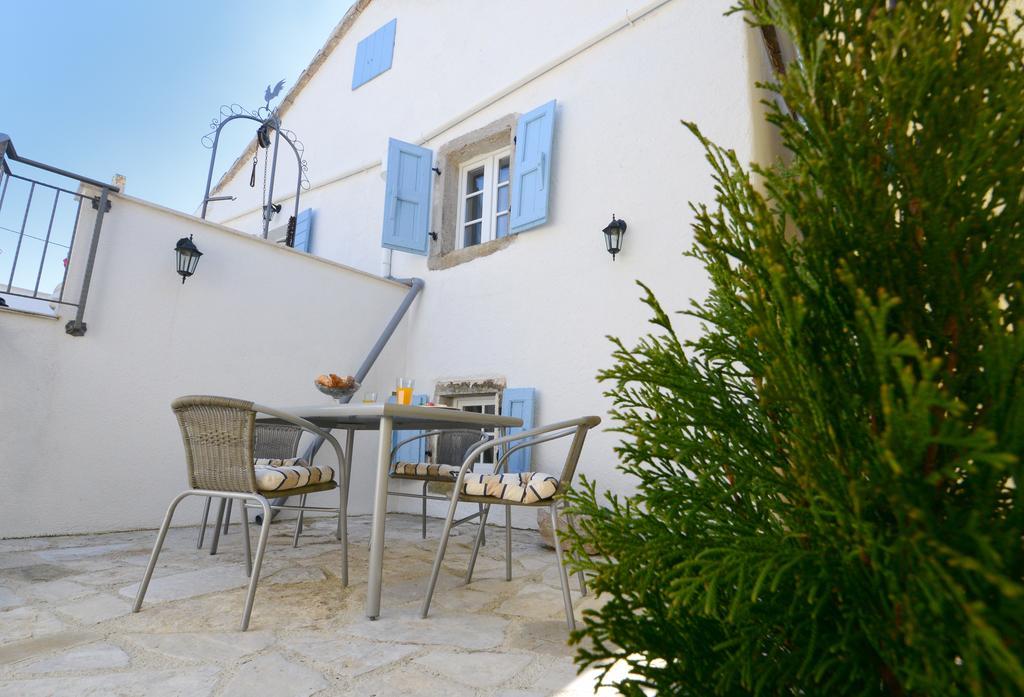 Holiday Home Nono Frane Lindar Bagian luar foto